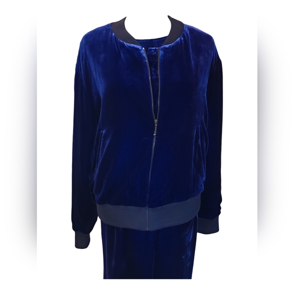 Saint John  Blue Velvet Jacket, Shell, and Pants XL - Picture 3 of 15